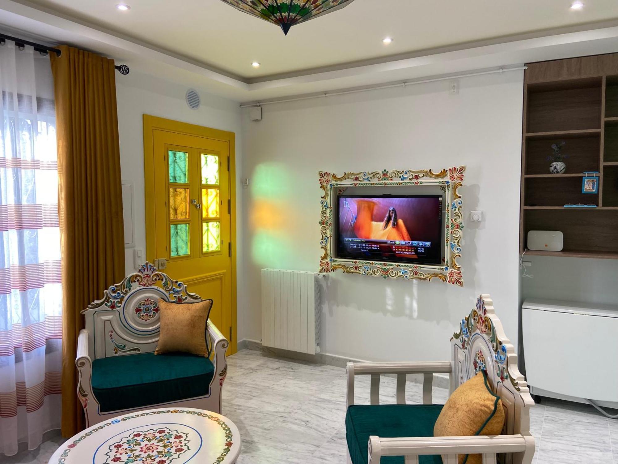 Marsa-Sidi Bousaid Cosy Authentic Apartment La Marsa Exterior photo