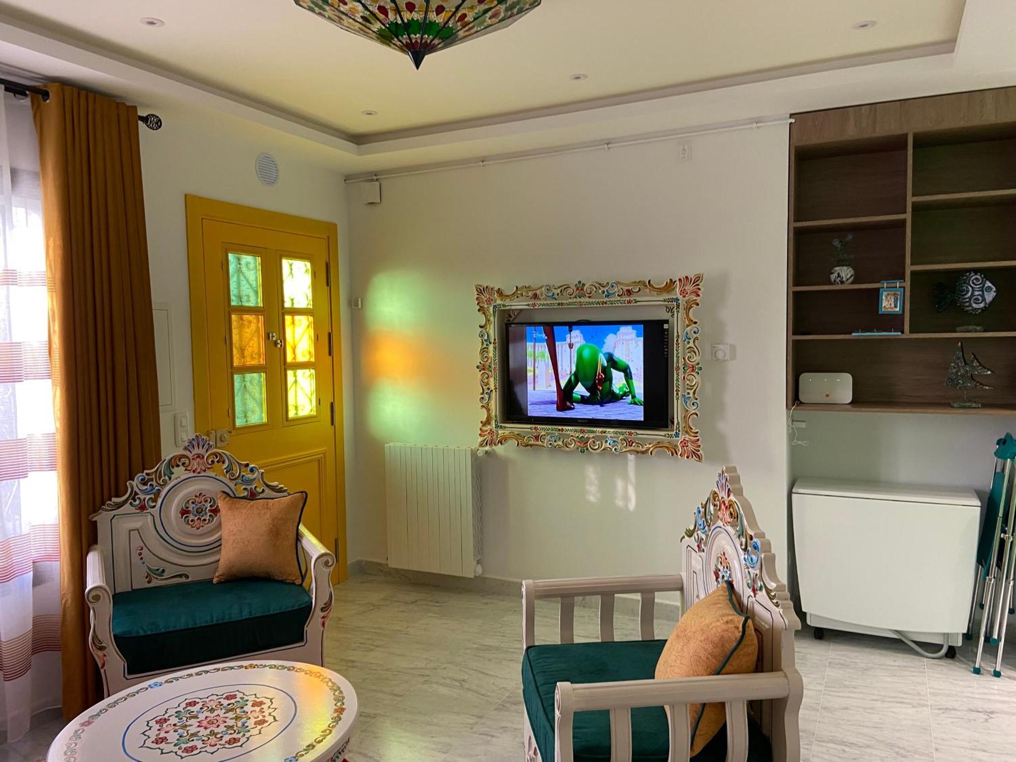 Marsa-Sidi Bousaid Cosy Authentic Apartment La Marsa Exterior photo